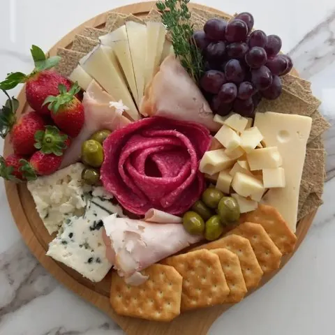 Board with a salami rose